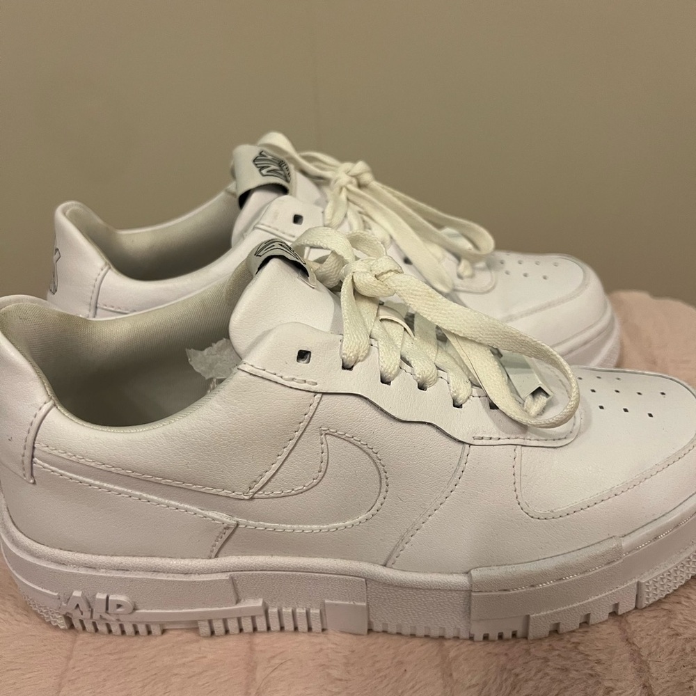 Nike CK6649 100 W AF1 Pixel